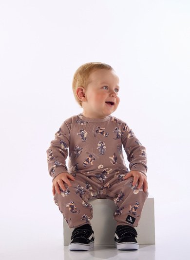 Macacão para menino bebê em malha thermosoft Marrom Quimby
