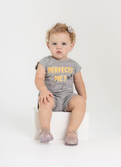 Conjunto com Blusa e Short para Bebê Menina (Cinza) Guloseima