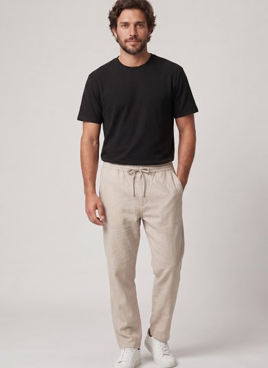 Camiseta Masculina Manga Curta em Algodão (Preto) Just Basic