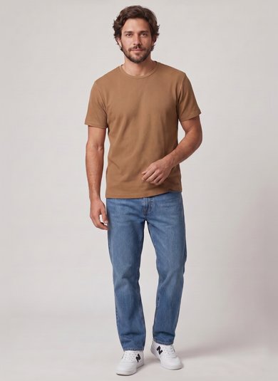 Camiseta Adulto Masculina em Malha Favinho (Marrom) Just Basic